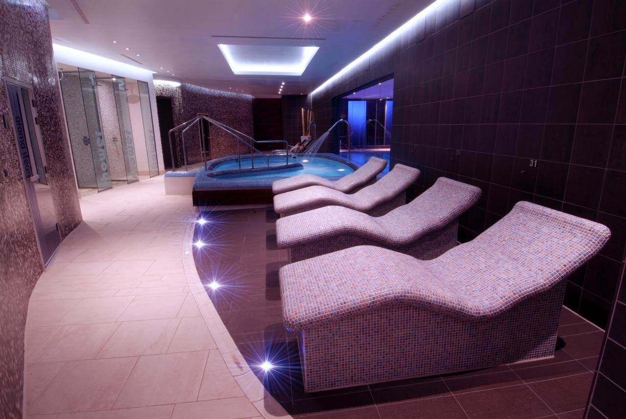 Parklands Hotel & Country Club Ньютон-Мернс Экстерьер фото
