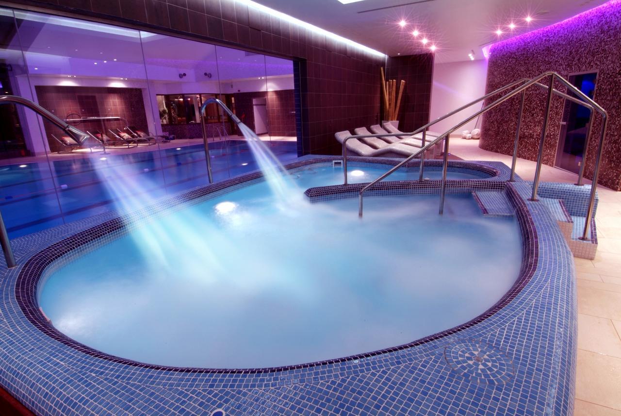 Parklands Hotel & Country Club Ньютон-Мернс Экстерьер фото