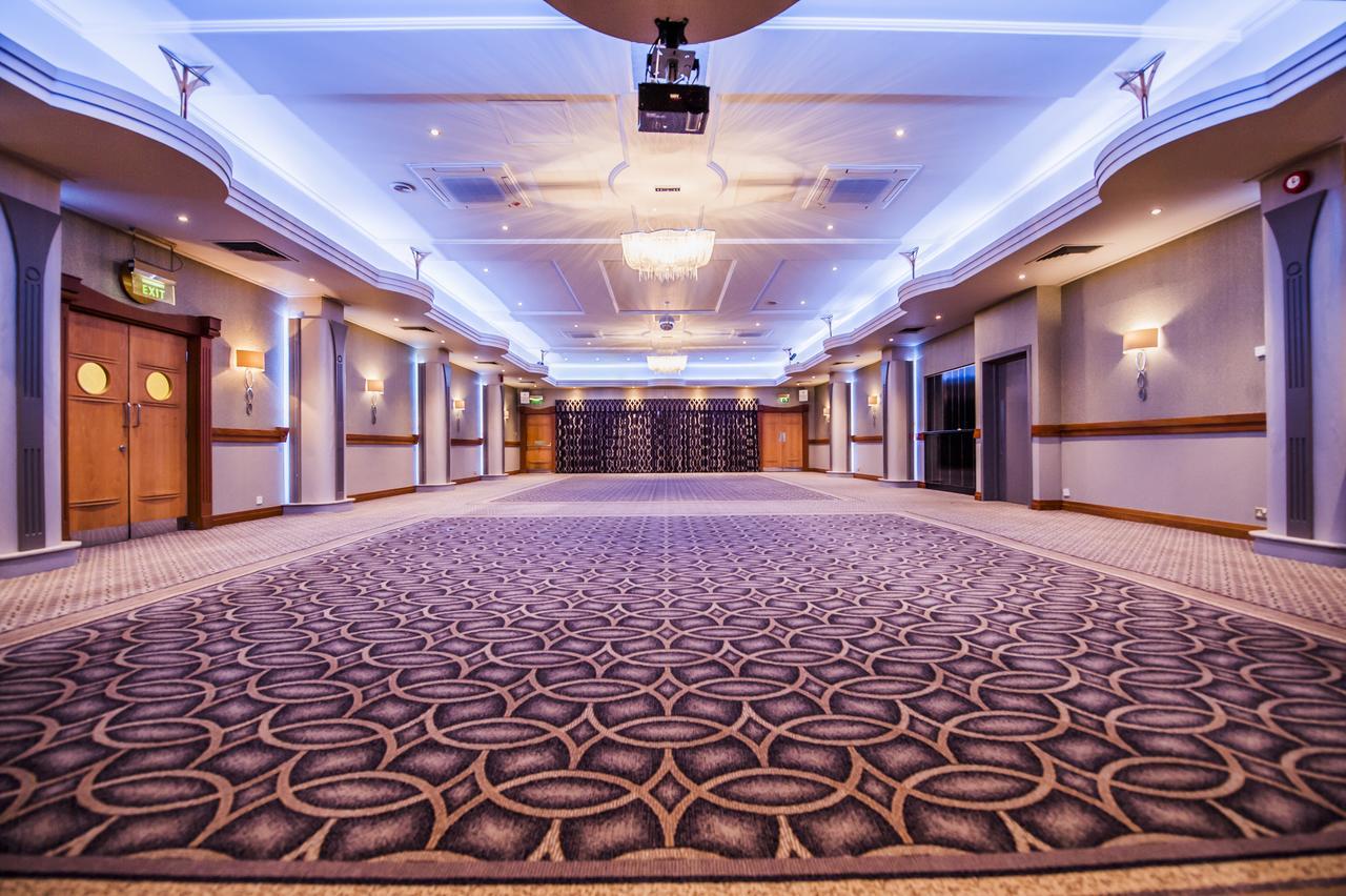 Parklands Hotel & Country Club Ньютон-Мернс Экстерьер фото